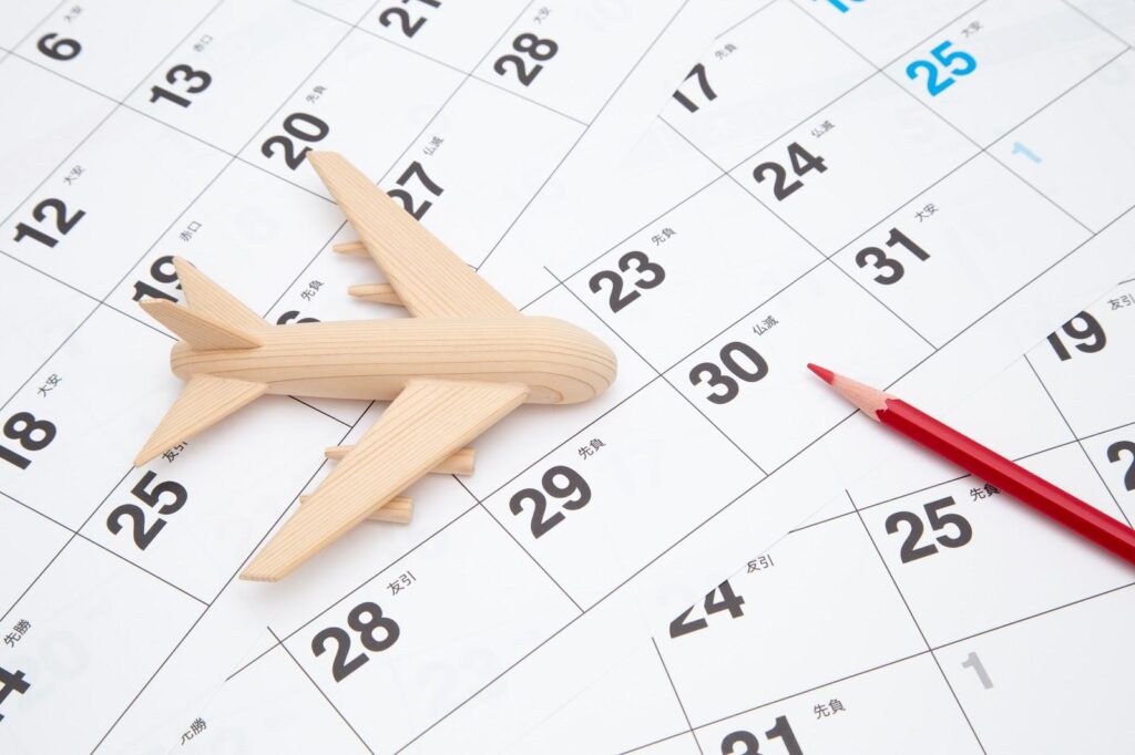 飛行機が安い時期はいつ?航空券をお得に購入するコツやタイミングを解説;